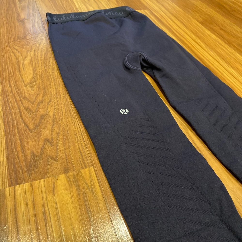 NEW LULULEMON YOGA LEGGINGS🌙